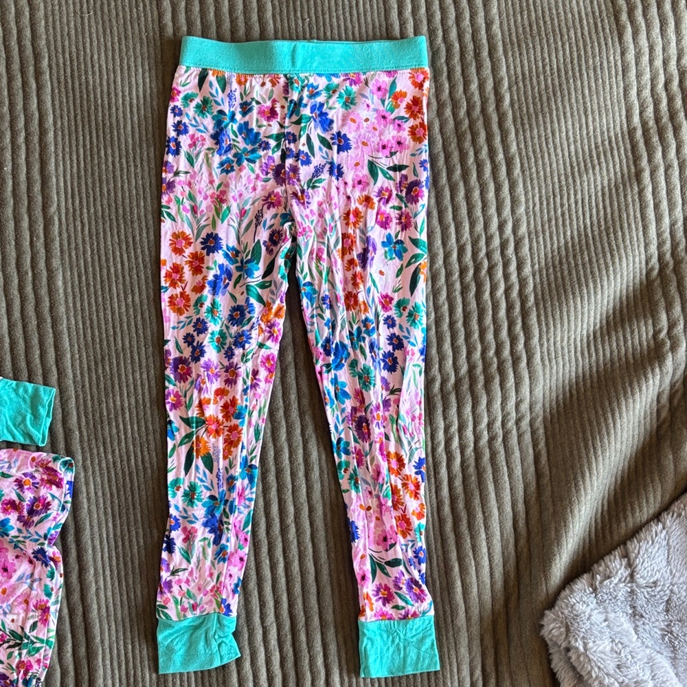 Little Sleepies Sweet Pea Floral Two-Piece Pajama Set - Picture 8 of 8
